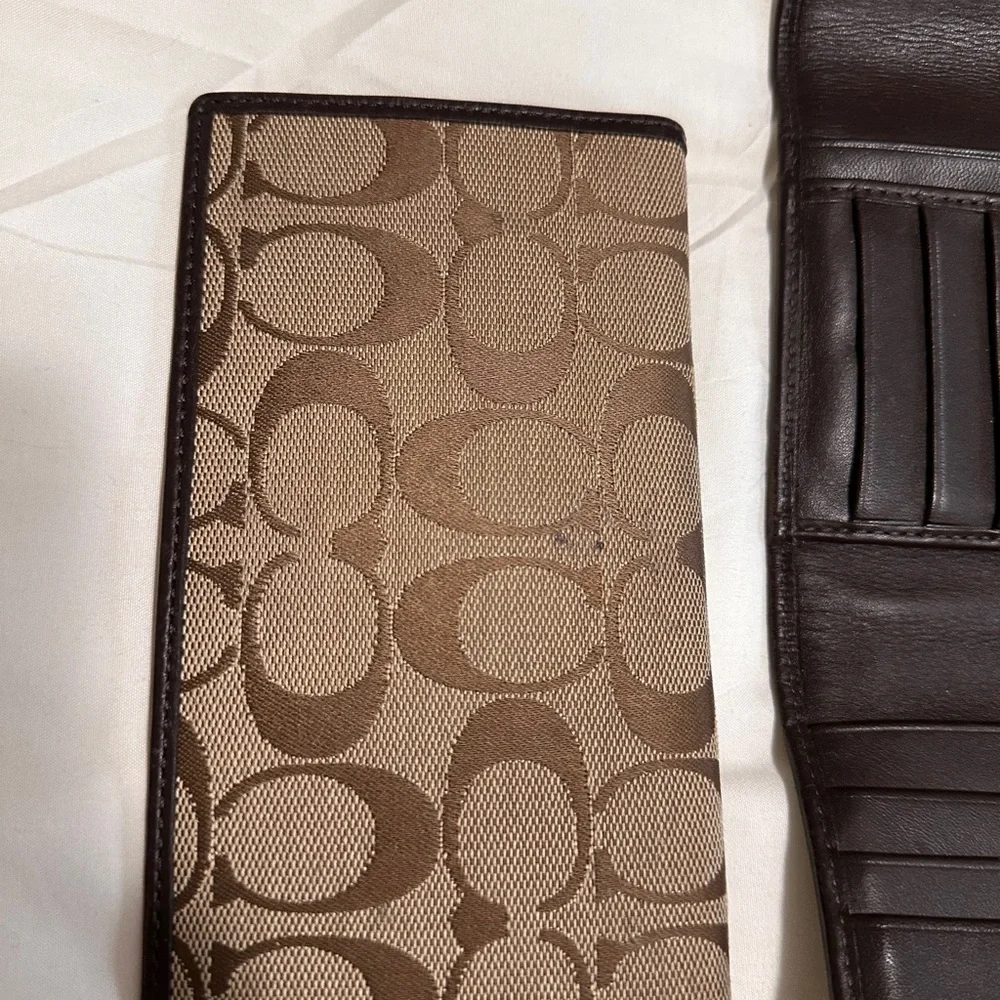 Vintage Coach Brown and Tan Wallet with checkbook insert. - Picture 6 of 8